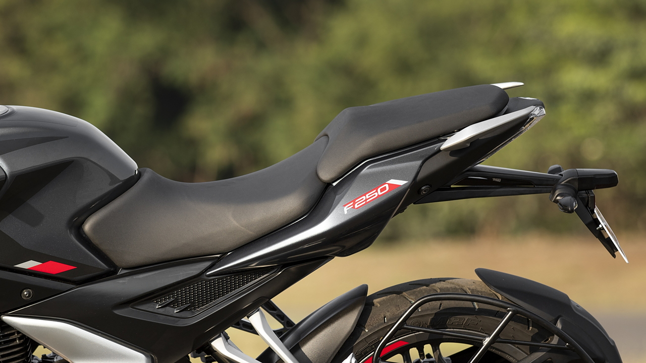 Pulsar F250