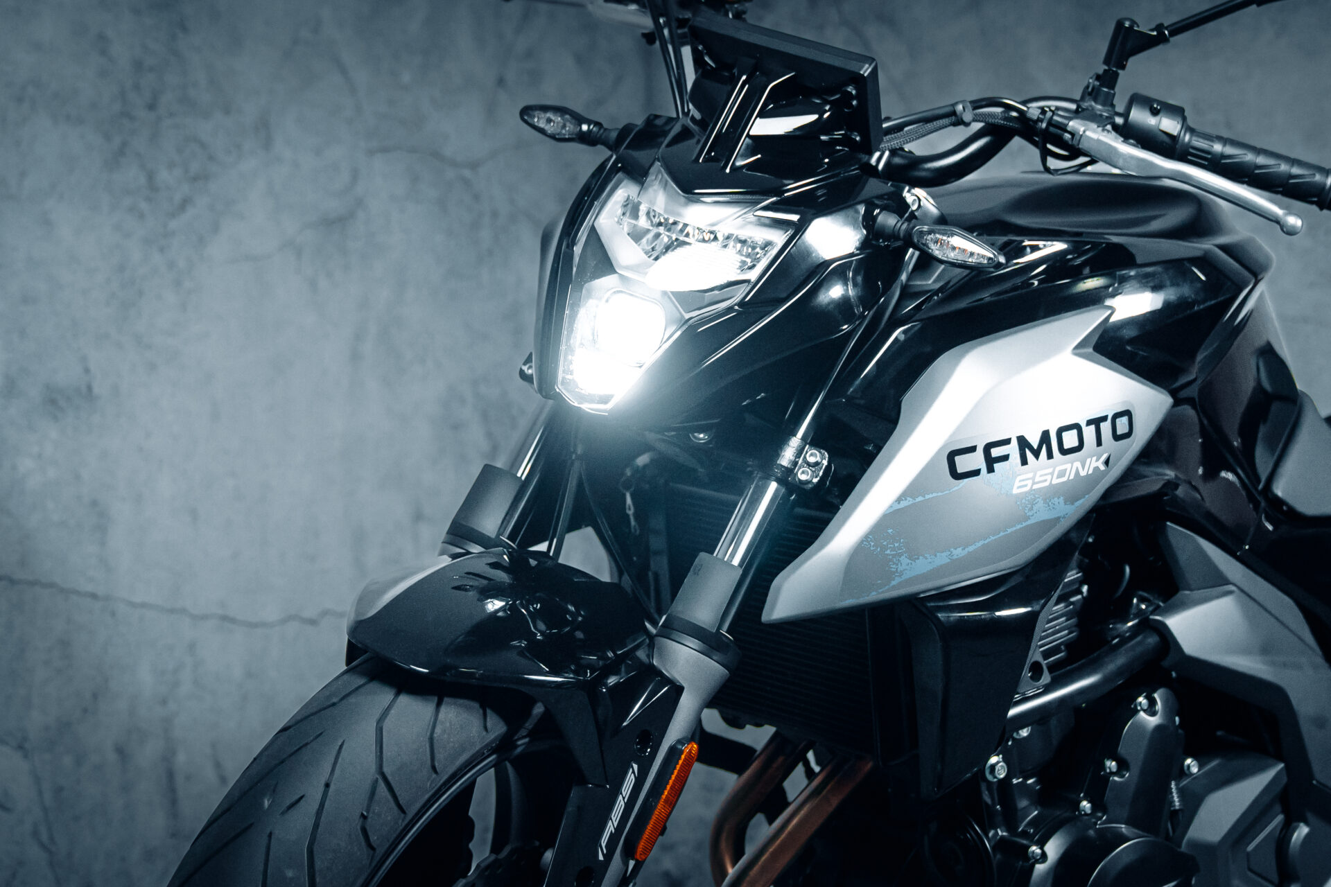 CF Moto 650 NK